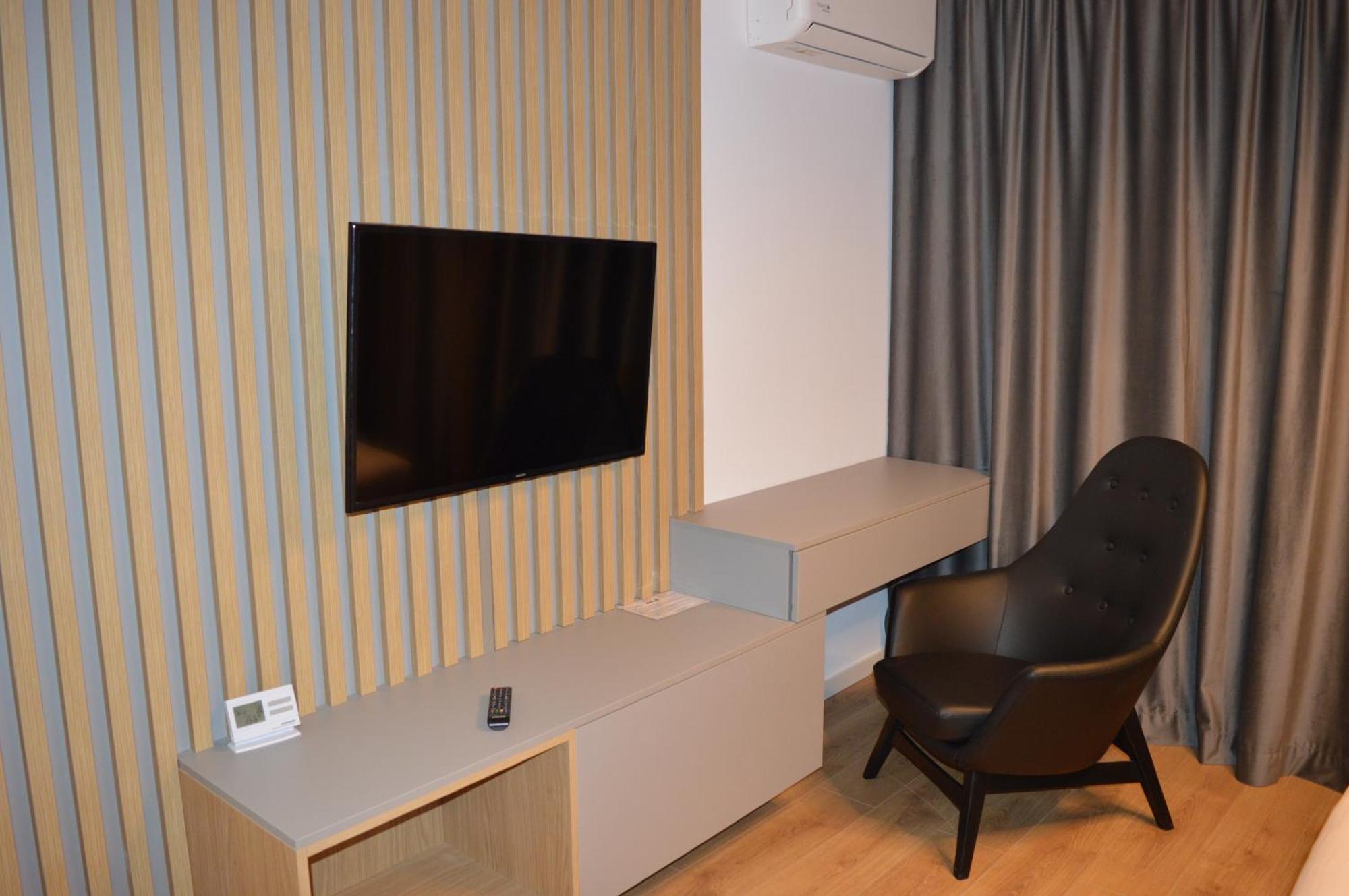 Meb Apartments - Park Lake Cluj-Napoca Eksteriør billede